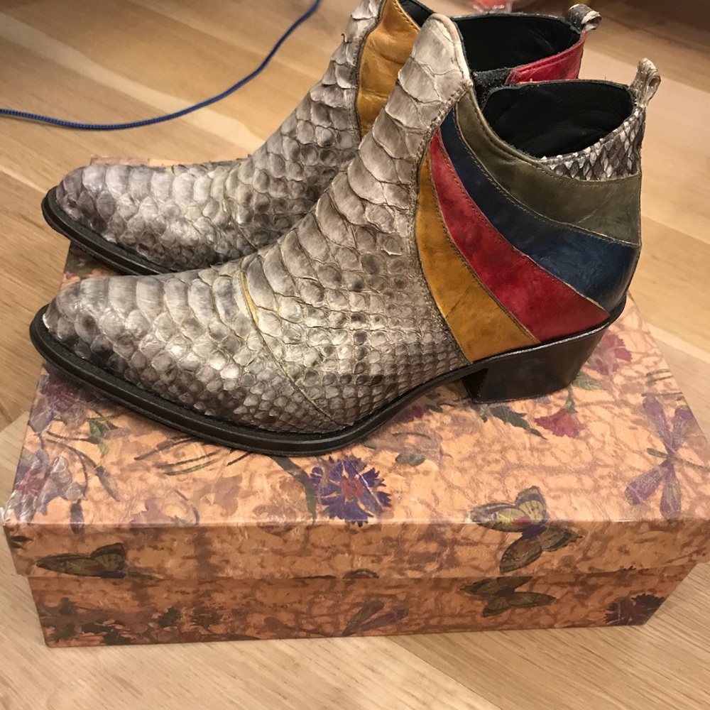 Jo ghost boots